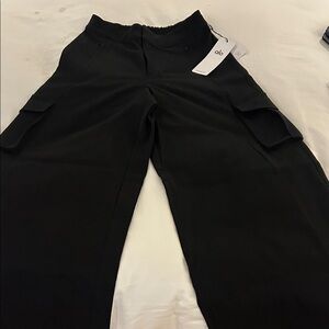 Alo Black Cargo Pants small brand new with tags